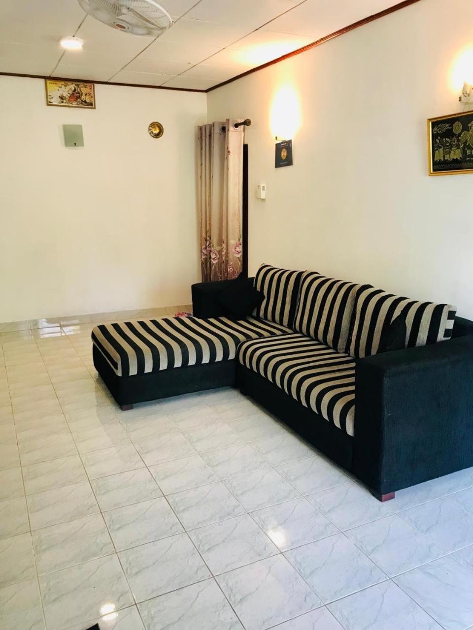 Dana Guest Home Mirissa Kültér fotó